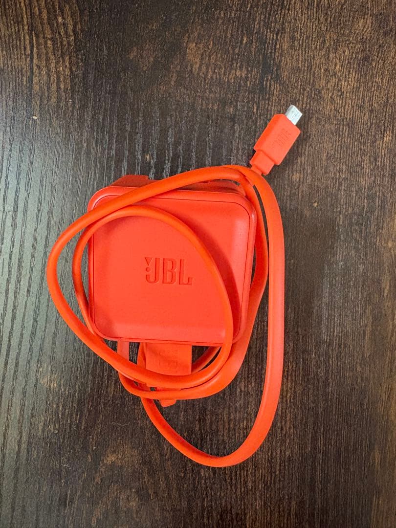 JBL ワイヤレススピーカー 迷彩柄