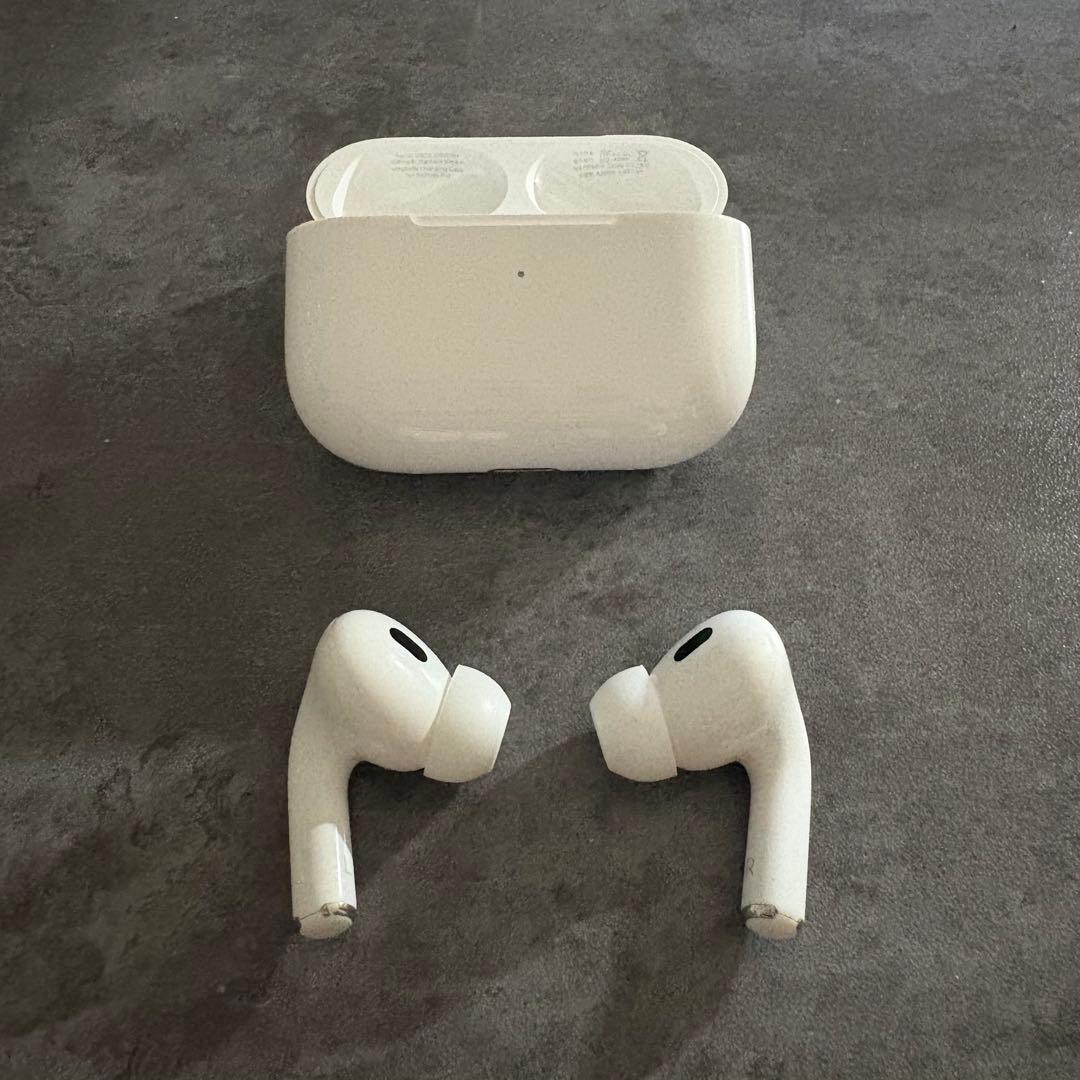 AirPods pro 2本体 充電ケース付き ホワイト