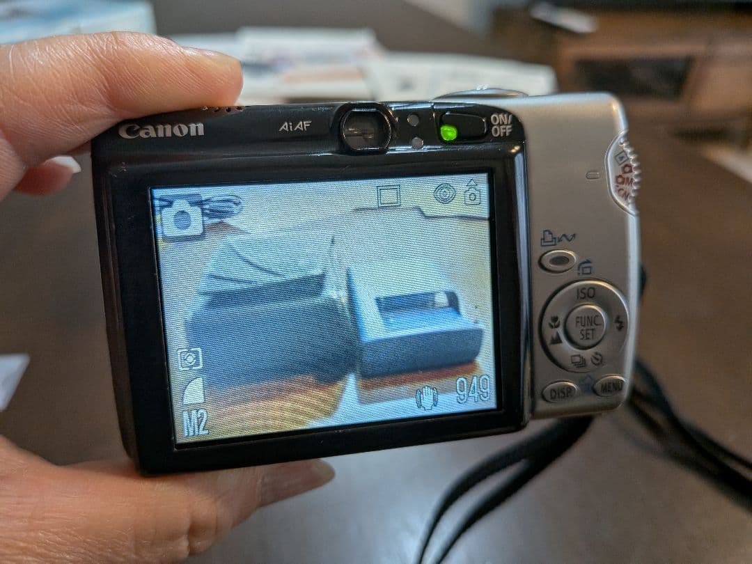 Canon IXY DIGITAL 800 IS 本体と付属品