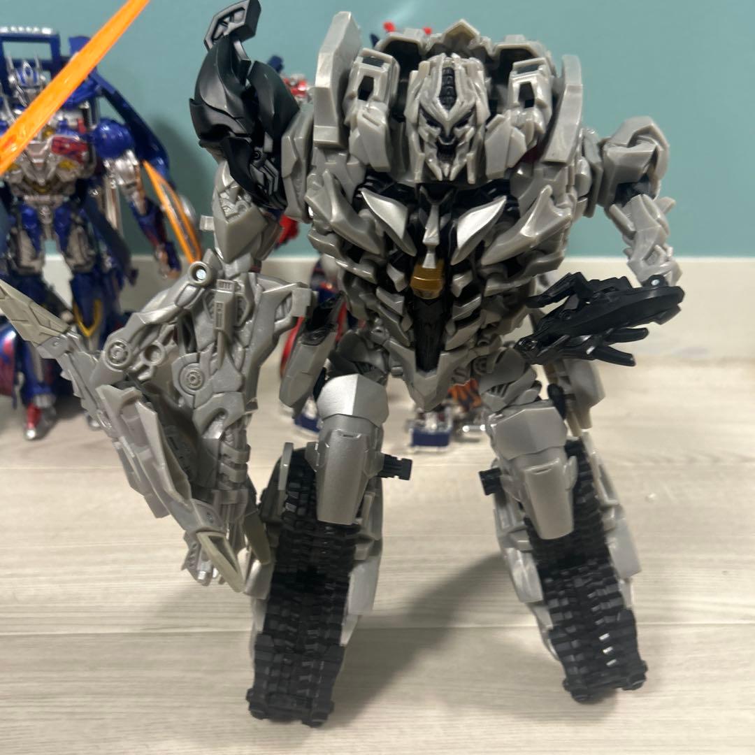t465 トランスフォーマー フィギュアセット