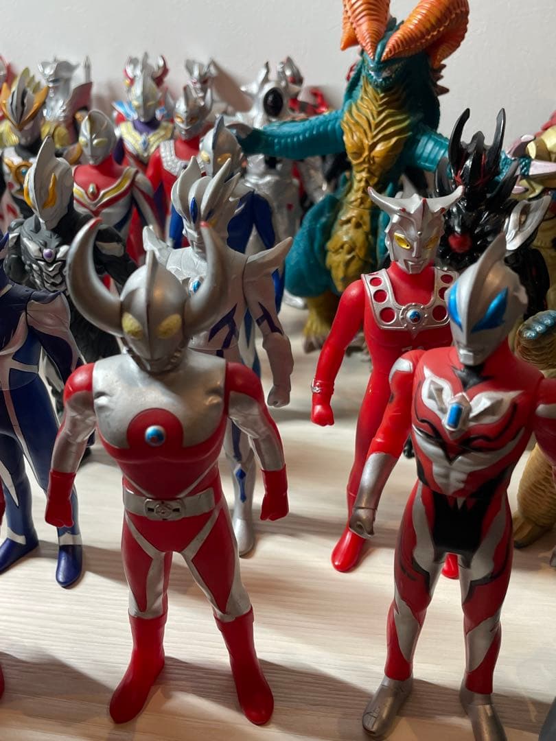 ウルトラマン　怪獣　ソフビ　まとめ売り50体