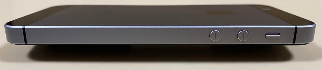 iPhoneSE Space Gray 16GB SIMフリー
