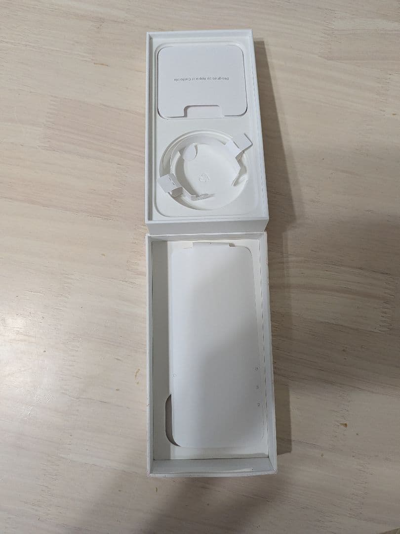 【Hima様用】iPhone 15 Pro Max 本体 完動品 AppleSt