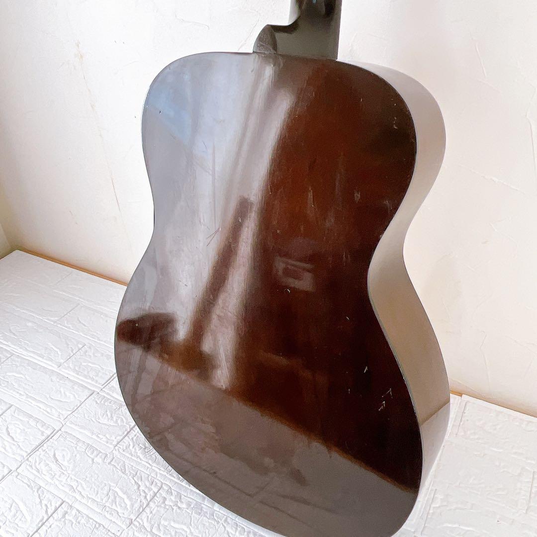 YAMAHA FG-110 アコースティックギター 赤ラベル　横ロゴ前期型ち