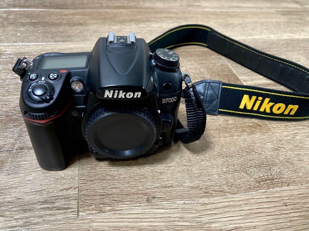 NIKONニコン D7000 本体 箱 付属品付