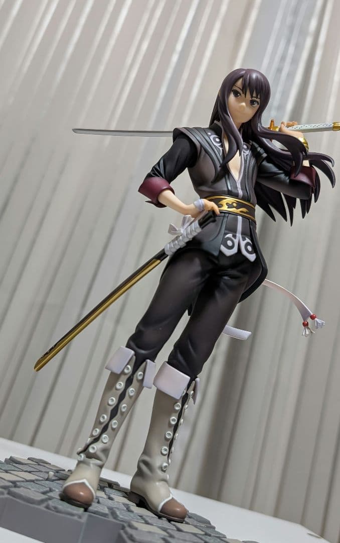 テイルズ・オブ・ヴェスペリア　ユーリ・ローウェル　1/8フィギュア　アルター