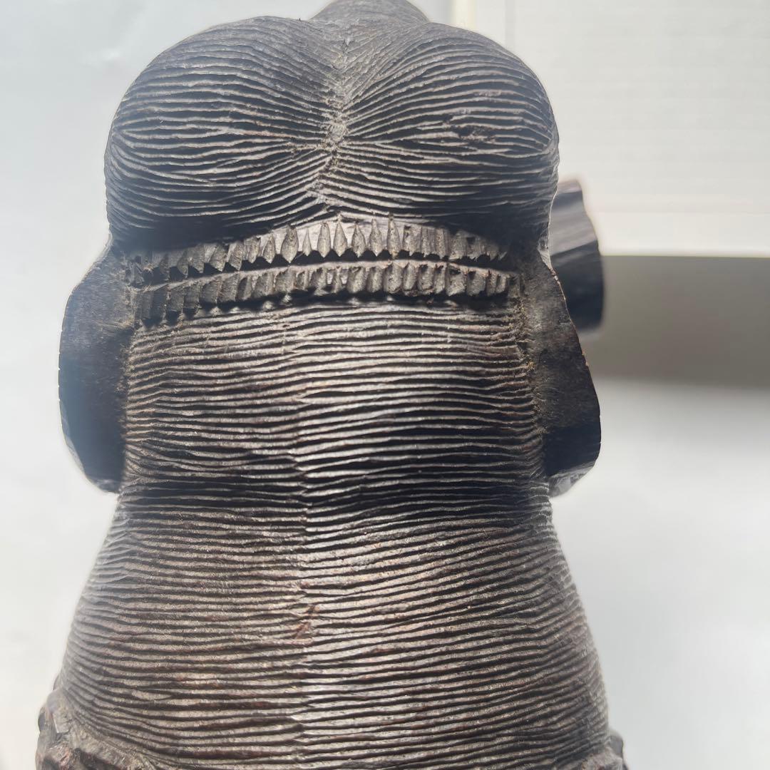 精巧木製　働く象の彫刻　重量1.65Kg 長さ23㎝　幅10.5㎝高さ20.5㎝