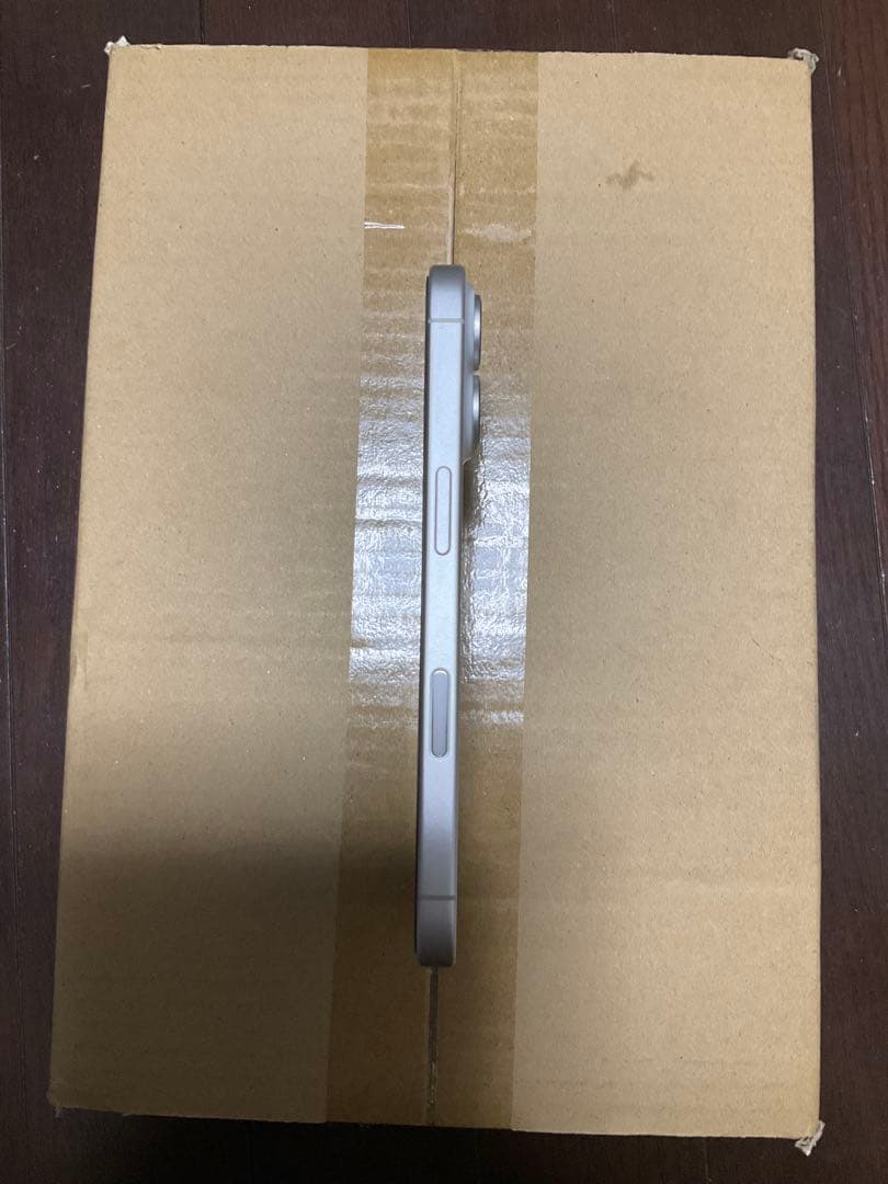 栗*ル様 iPhone 16 128GB SIMフリー Applecare