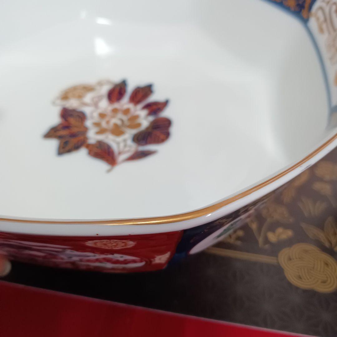 [有田焼] 古伊万里 八角形鉢 ビンテージ 手描き 金彩 赤 青 大鉢  足付き