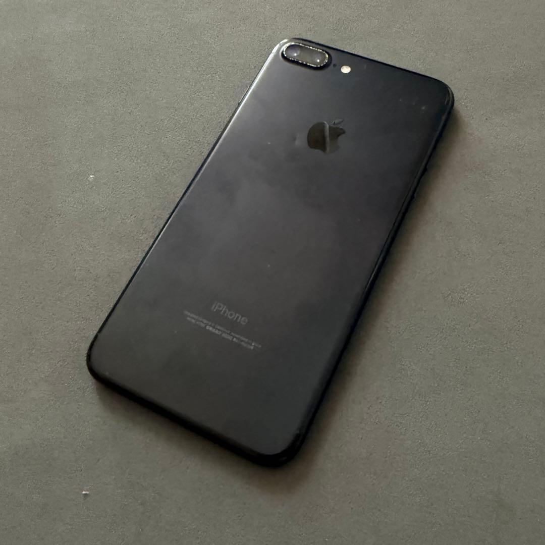 iPhone7 plus 本体　simフリー　128GB