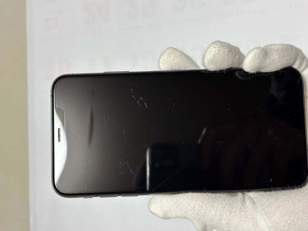 Apple iPhone Xs Max 256GBバッテリー85％