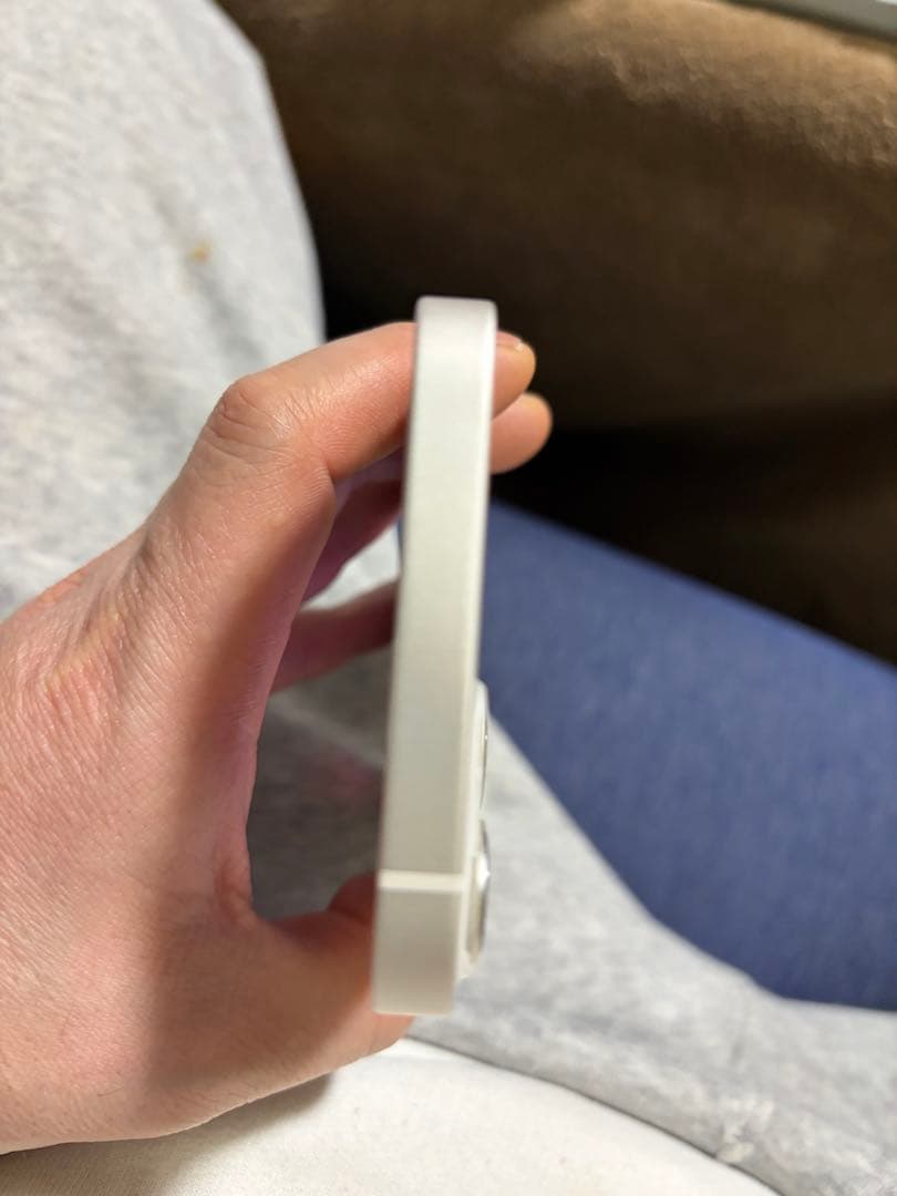 値引きしました。美品　ほぼ傷無し　iPhone13 256GB ホワイト