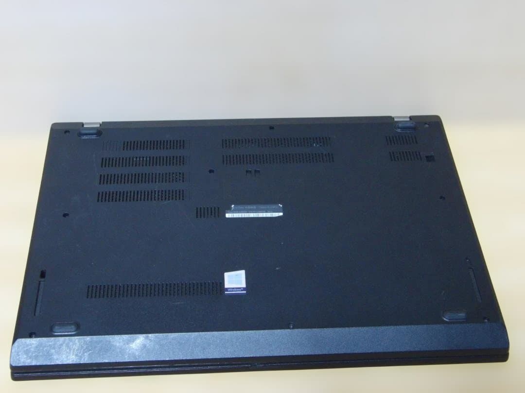 ノートPC Lenovo L590 i5-8265U, 8GB
