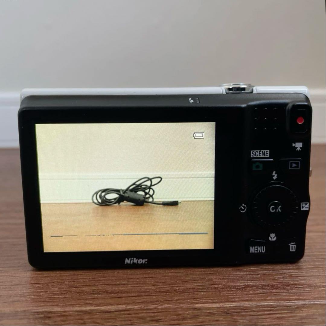 Nikon コンパクトデジタルカメラ　クールピクス　S6200 コンデジ　ニコン