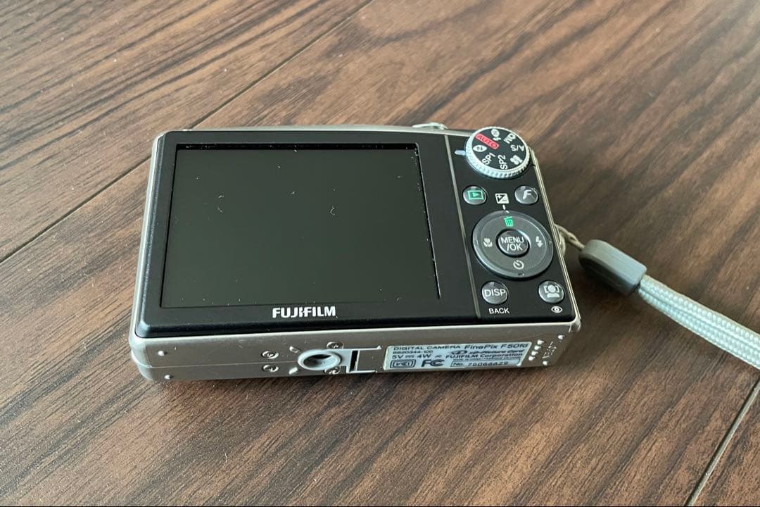 Fujifilm FinePix F50d デジタルカメラ