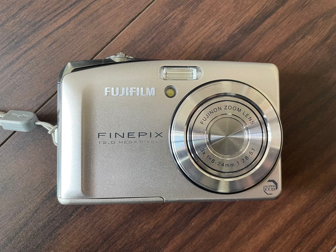 Fujifilm FinePix F50d デジタルカメラ