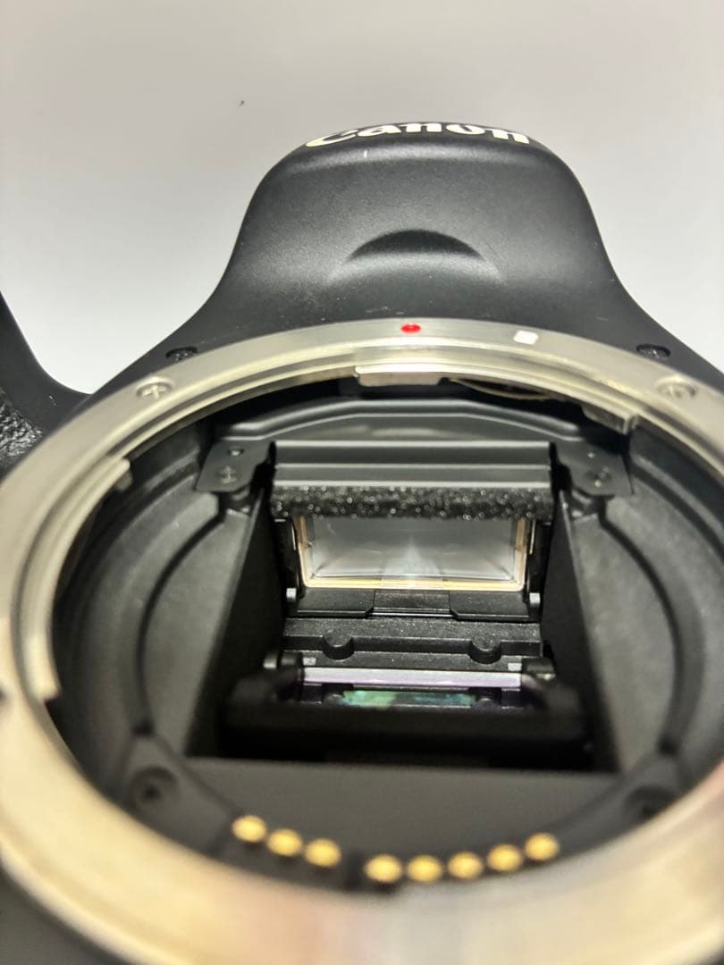美品！キャノン Canon EOS 70D ボディ 一眼レフカメラ 本体のみ