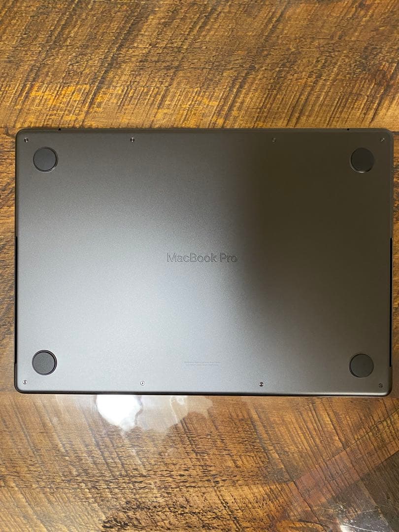 【USキー】MacBook Pro M5 14インチ 24GB / 512GB