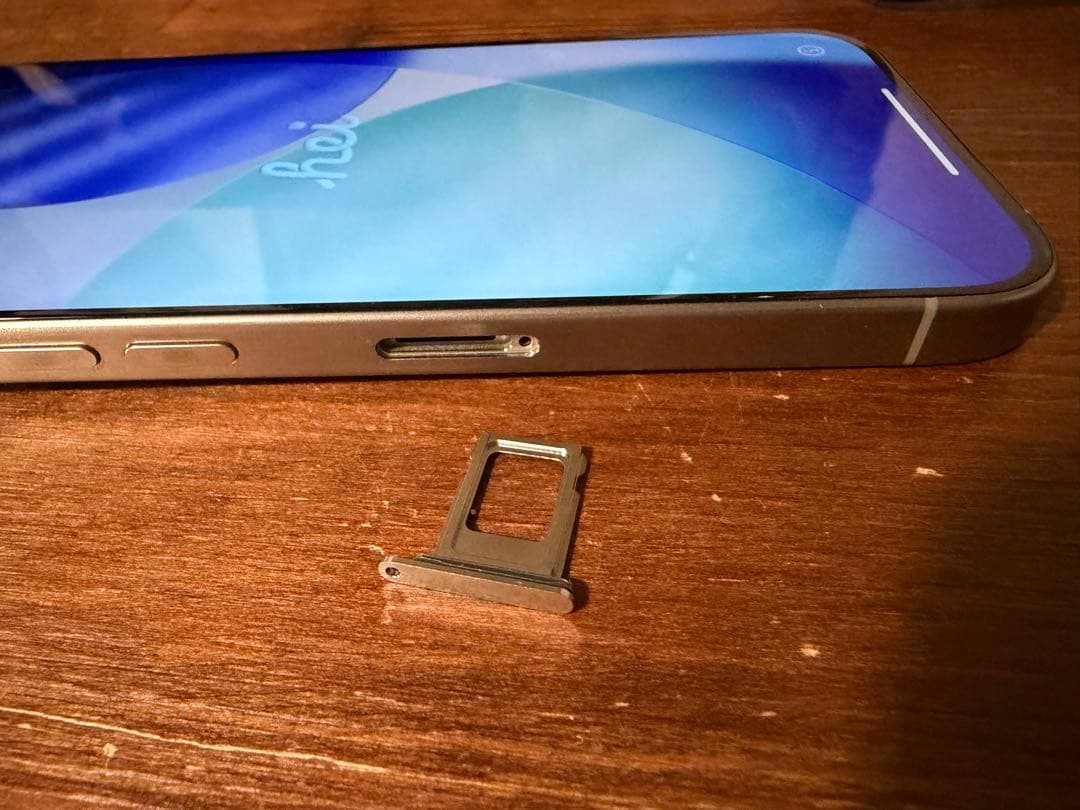 simフリー Apple iPhone 15 Pro 256GB 本体