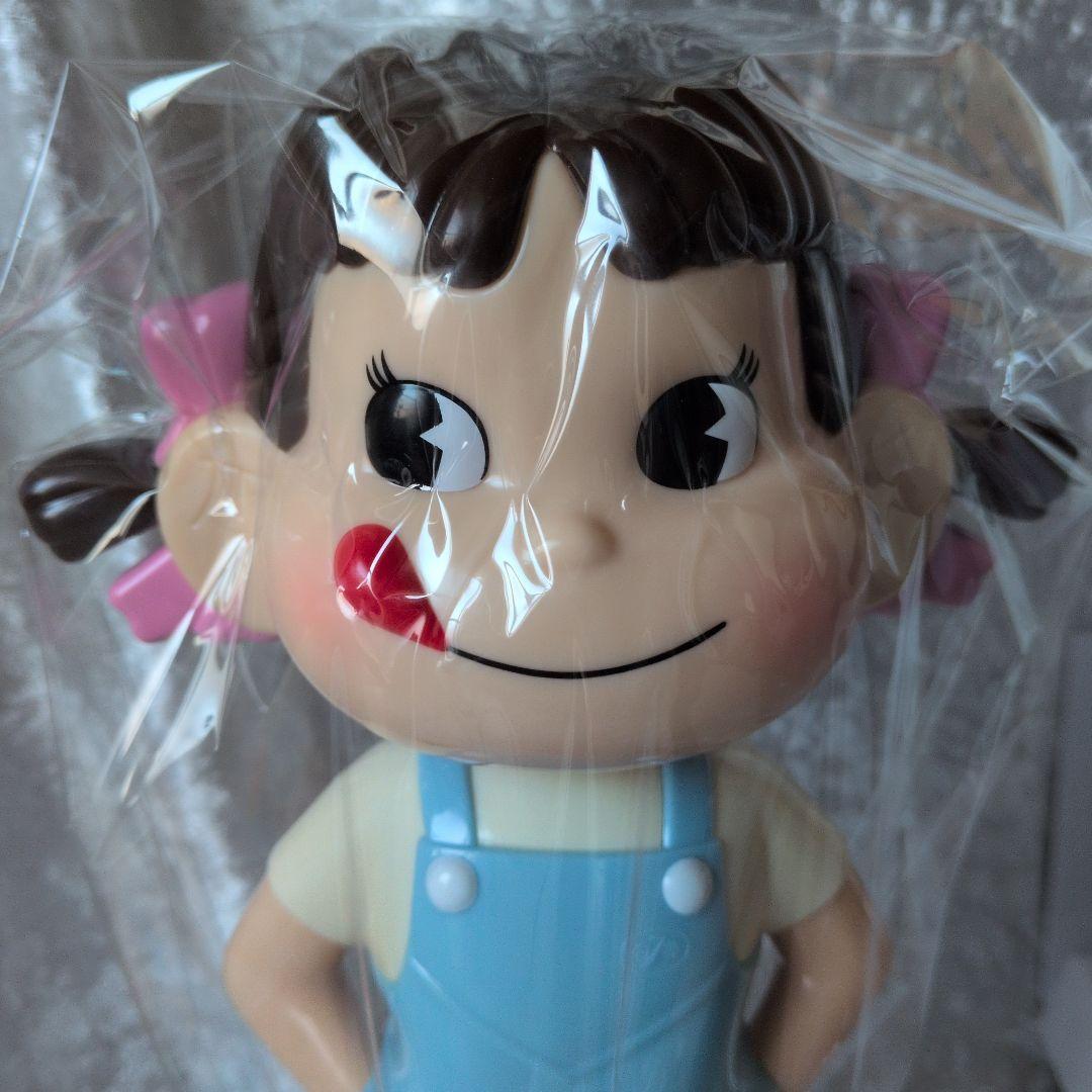 ペコちゃん フィギュア　首振りペコちゃん