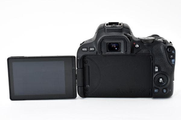 【ショット数39回】キャノン Canon EOS Kiss X9 レンズキット
