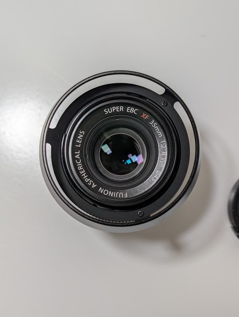 FUJIFILM XF 35mm F2 R WR レンズ 専用フード付き