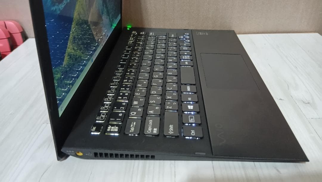 しげVaio VJP111 4世代i7　美品　Office付