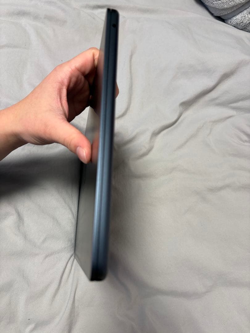 美品 MacBook Air M2 13.6インチ8GB 256GBミッドナイト