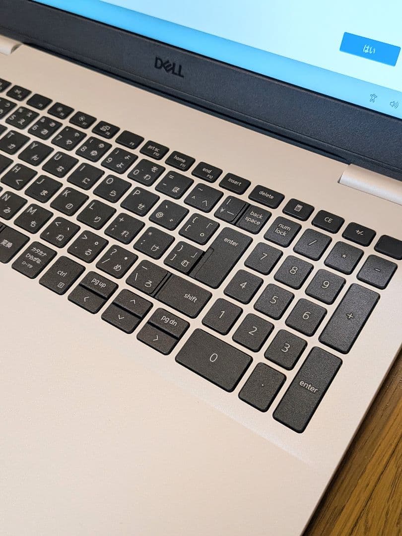 Dell　 Inspiron 3501 ノートPC