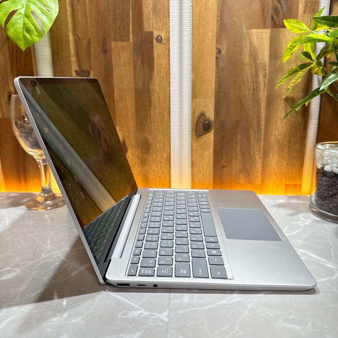 極美品‼️Surface Laptop Go☘️第11世代☘️プラチナ☘️ノートパソコン