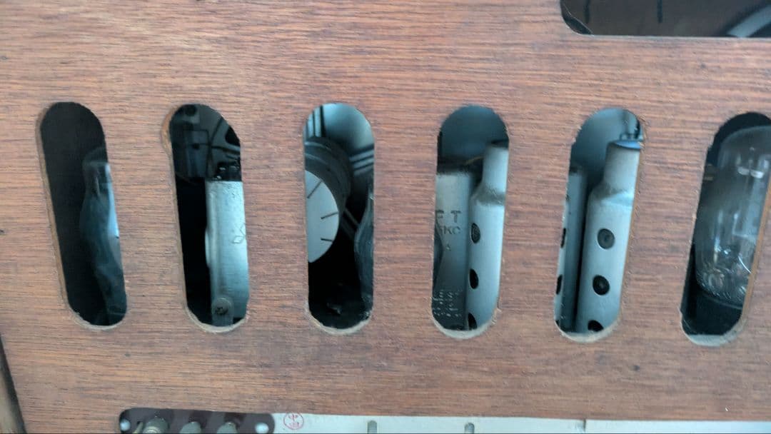 昭和レトロ　三菱　真空管ラジオ　ジャンク品