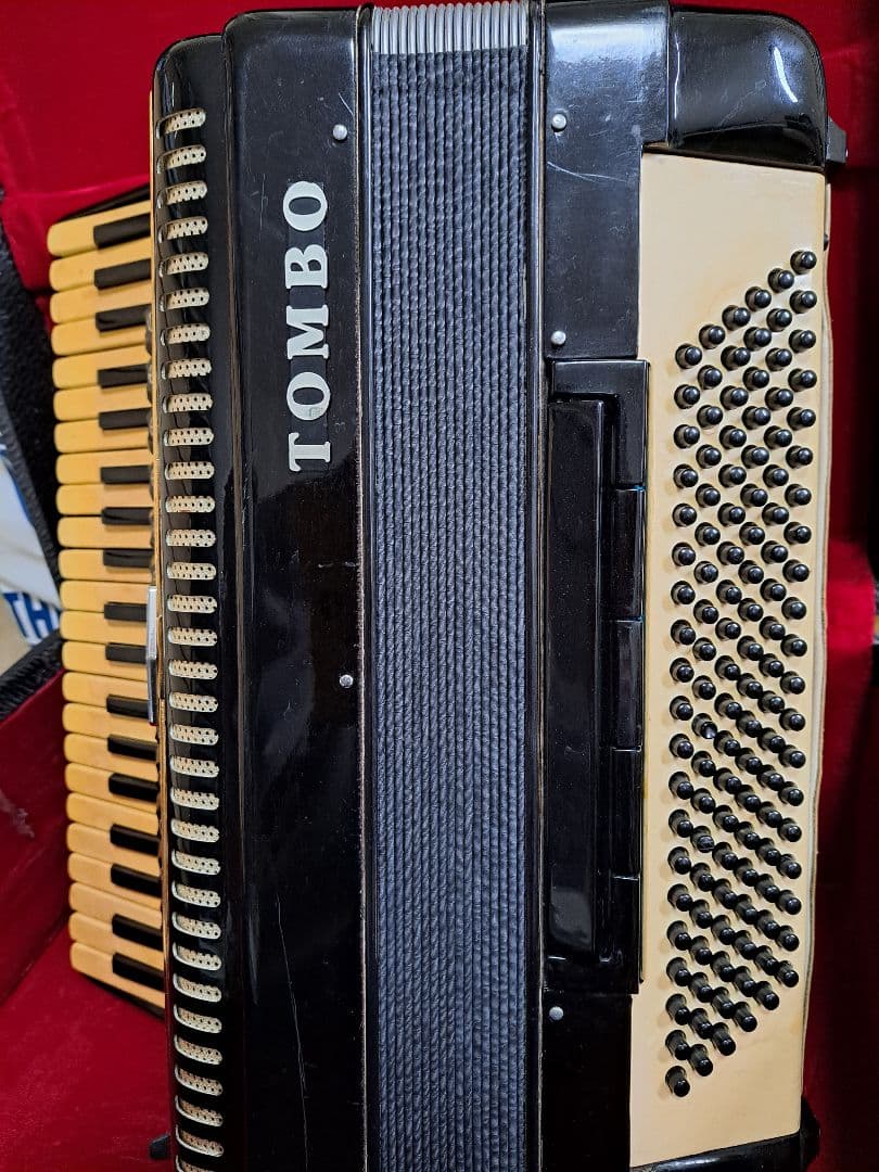 アコーディオン TOMBO T120D
