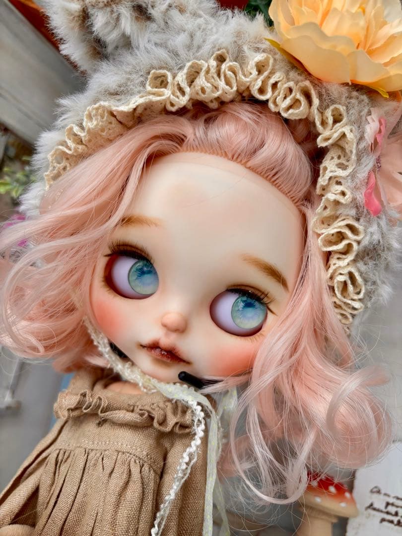 限定価格　カスタムアイシードール　ネオサイズ　白肌　ベージュピンク