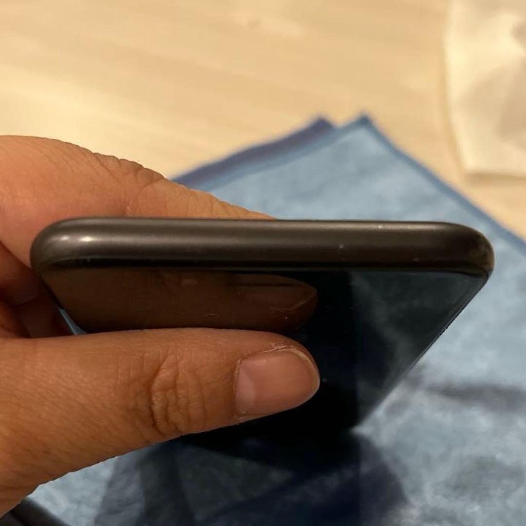 Apple iPhone 8 スペースグレイ　本体　64GB