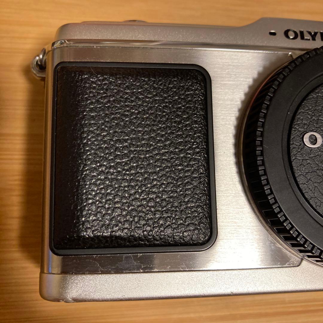 OLYMPUS PEN E-P1（ミラーレス一眼）