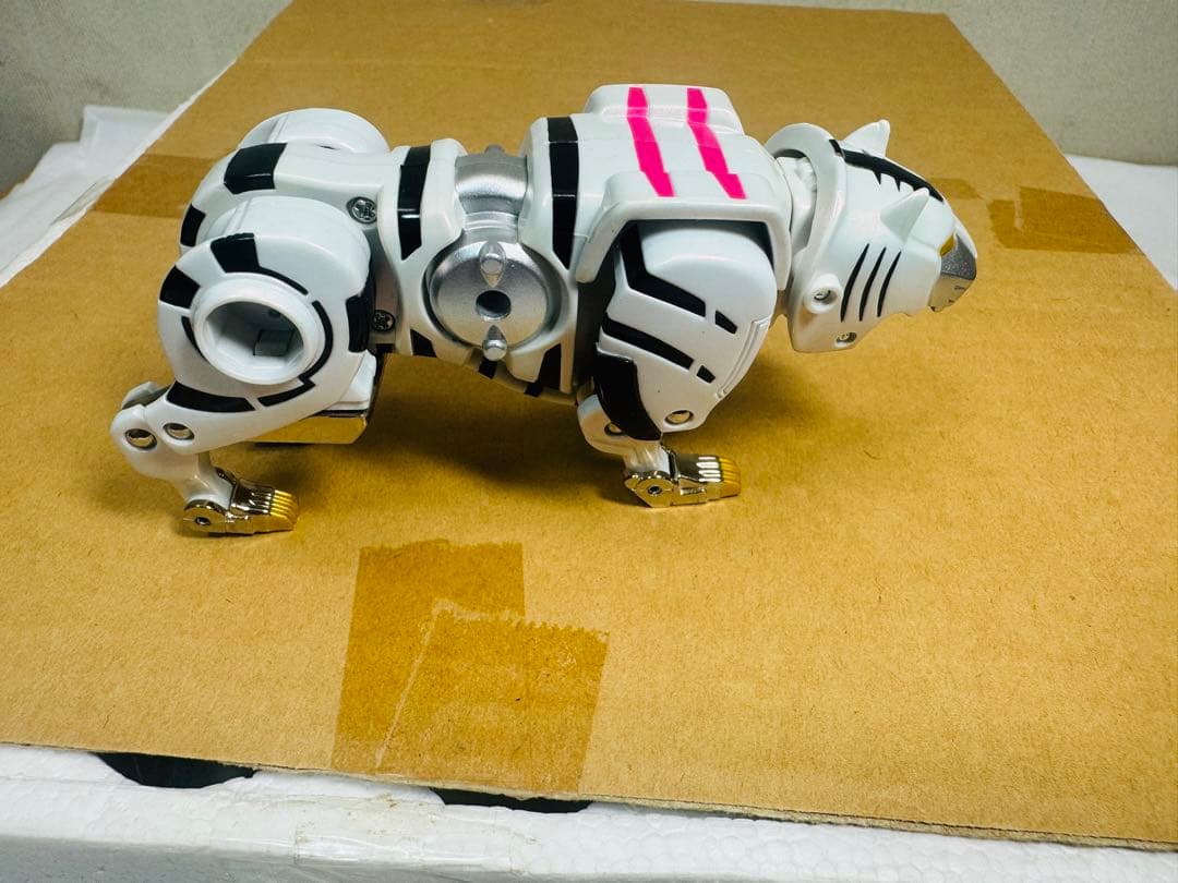超合金 百獣戦隊ガオレンジャー BANDAI（H.K）CO..LTD ガオナイト