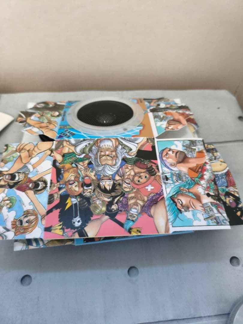 ONE PIECE ワンピース　コミックカバーBOXスピーカー　ルフィの秘宝