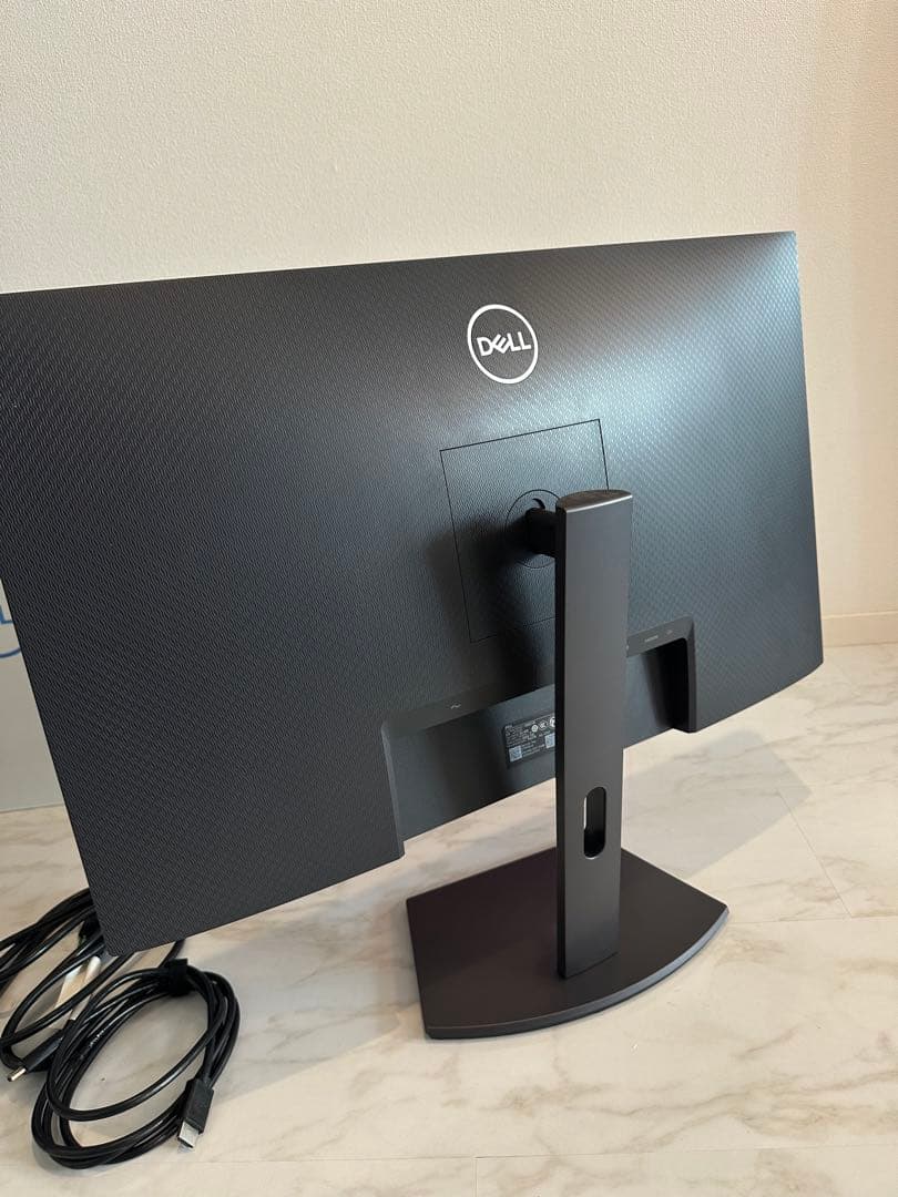 DELL 27インチ　ディスプレイモニター 本体