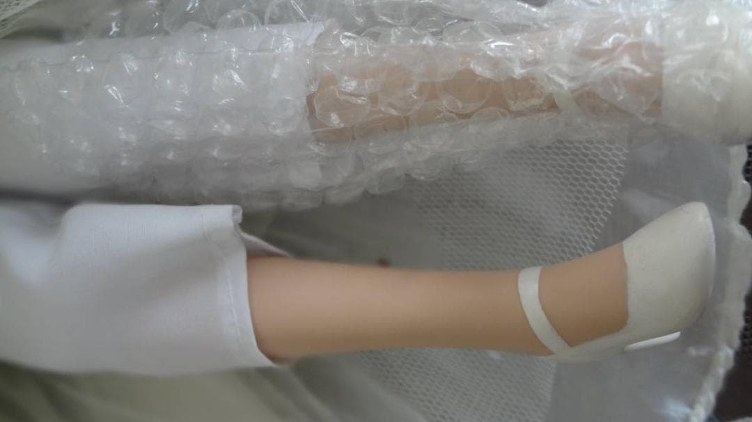 中古…可愛いドレスが豪華＊素敵＊ヒールをはいたお人形❕❕