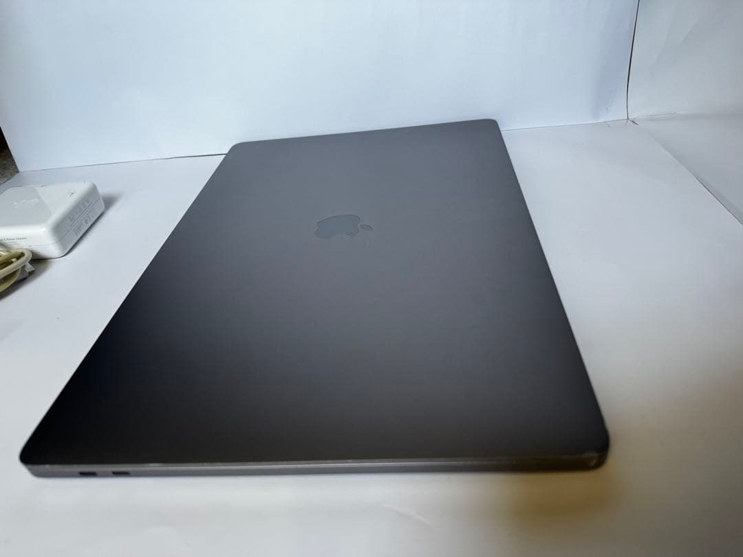MacBook Pro 16インチ 2019 Windows10 導入済み