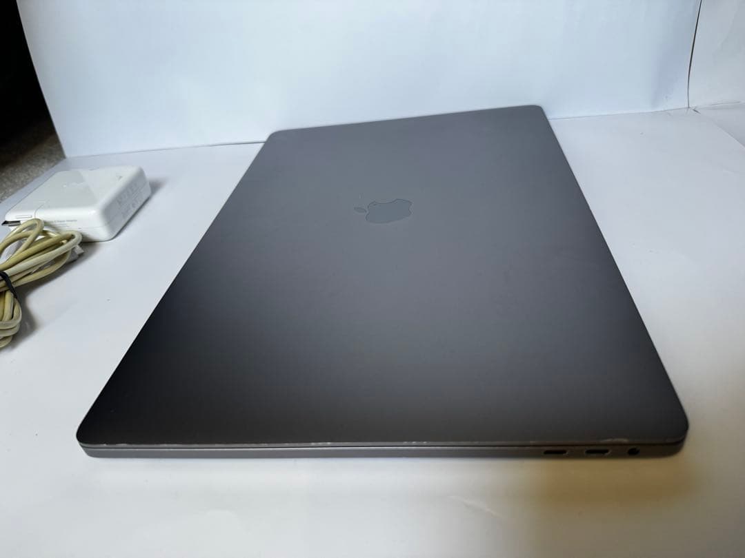 MacBook Pro 16インチ 2019 Windows10 導入済み