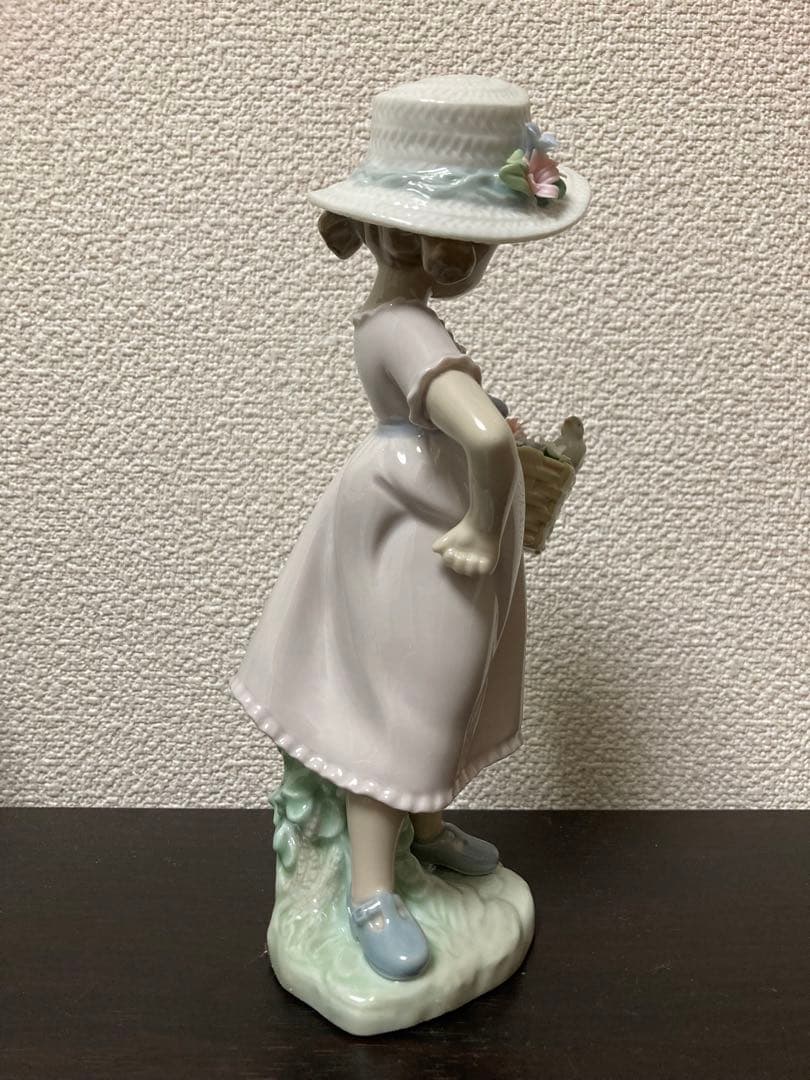 LLADRO リヤドロ No.6826『可愛いお友達』