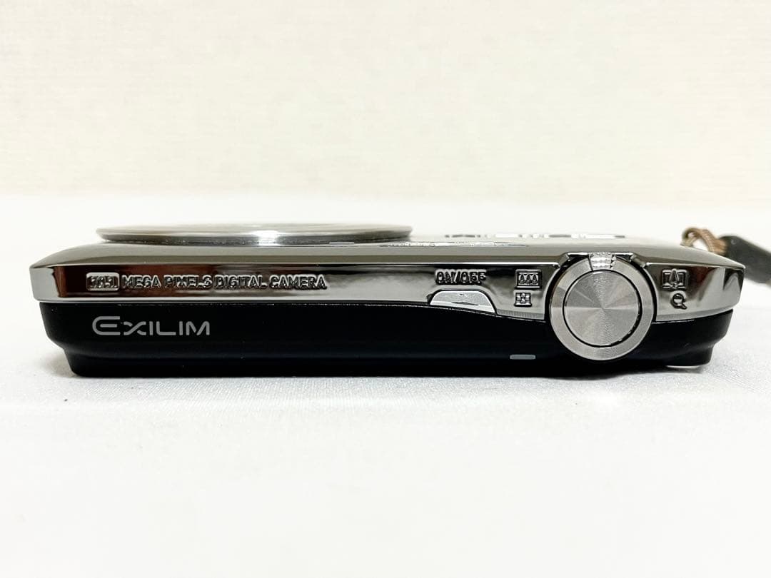 【極美品・完動品】　CASIO EXILIM EX-Z1 シルバー　動作確認済
