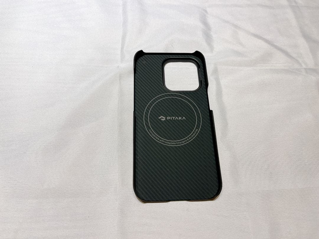 iPhone14 Pro ケース MagSafe対応 (グレーツイル柄)