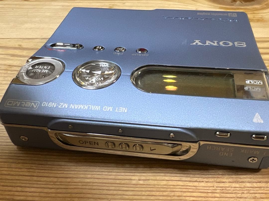 ポータブルプレーヤー SONY WALKMAN MZ-N910