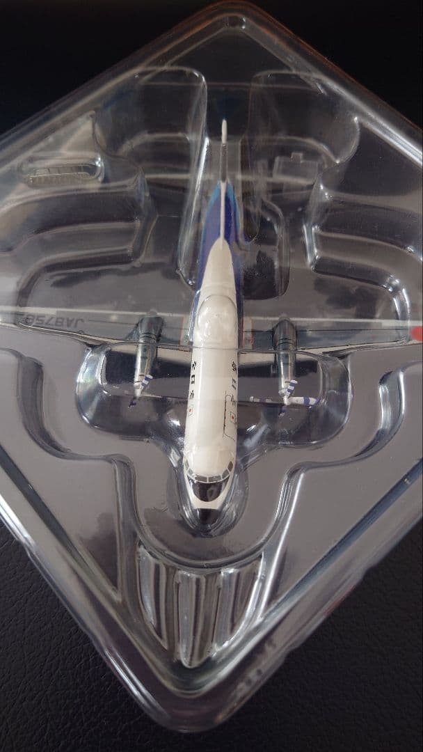 全日空商事ANA YS-11A 1:200 スケールモデル