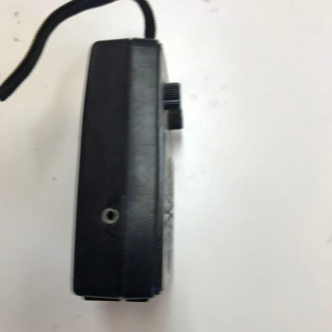 HITACHI コンパクトラジオ