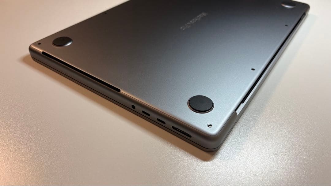 [美品] M1 MacBook Pro 16GB 14インチ 1TB