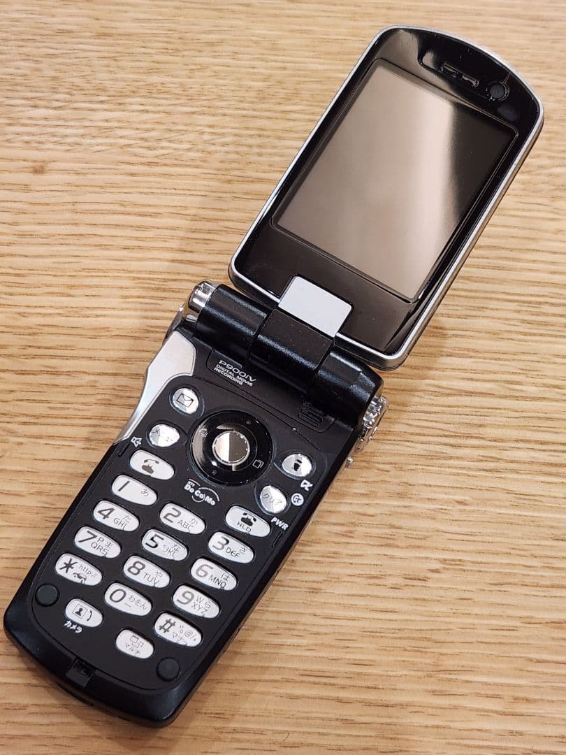 【希少】ドコモ　FOMA P900iV クラウドブラック　美品　FF7AC