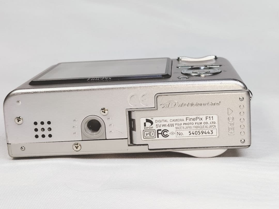 【動確/良品】富士フイルム FUJIFILM FinePix F11